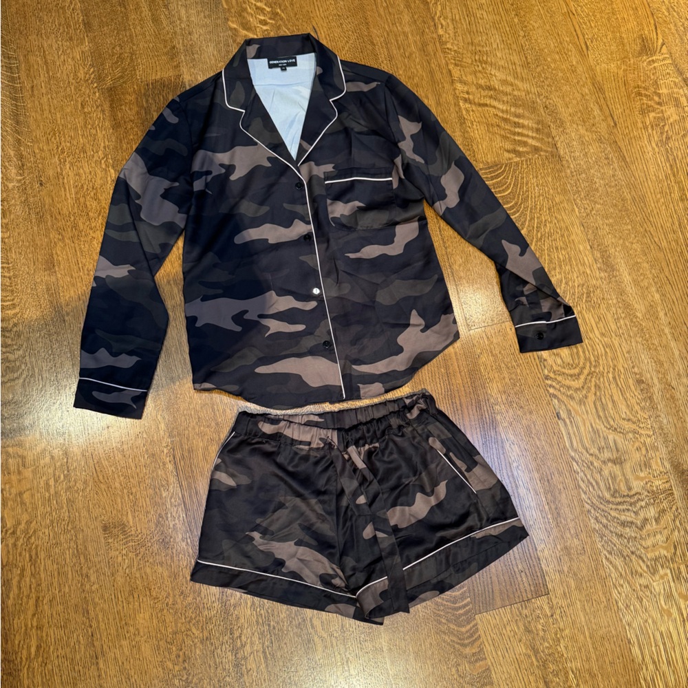 Generation Love Camo Pajama Set XS Satin Button Down Top + Shorts Luxury Lounge - Picture 3 of 12